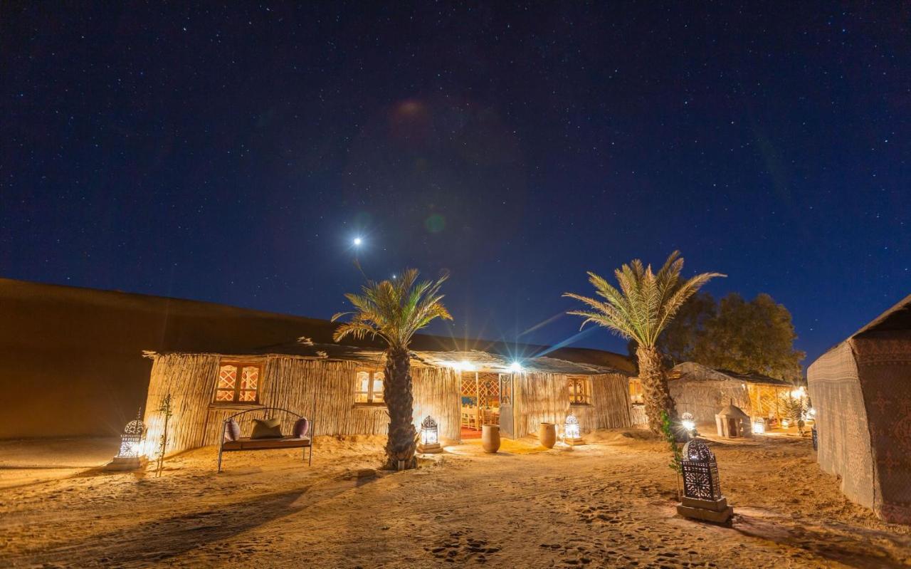 Ali & Sara'S Desert Palace Merzouga Exterior photo