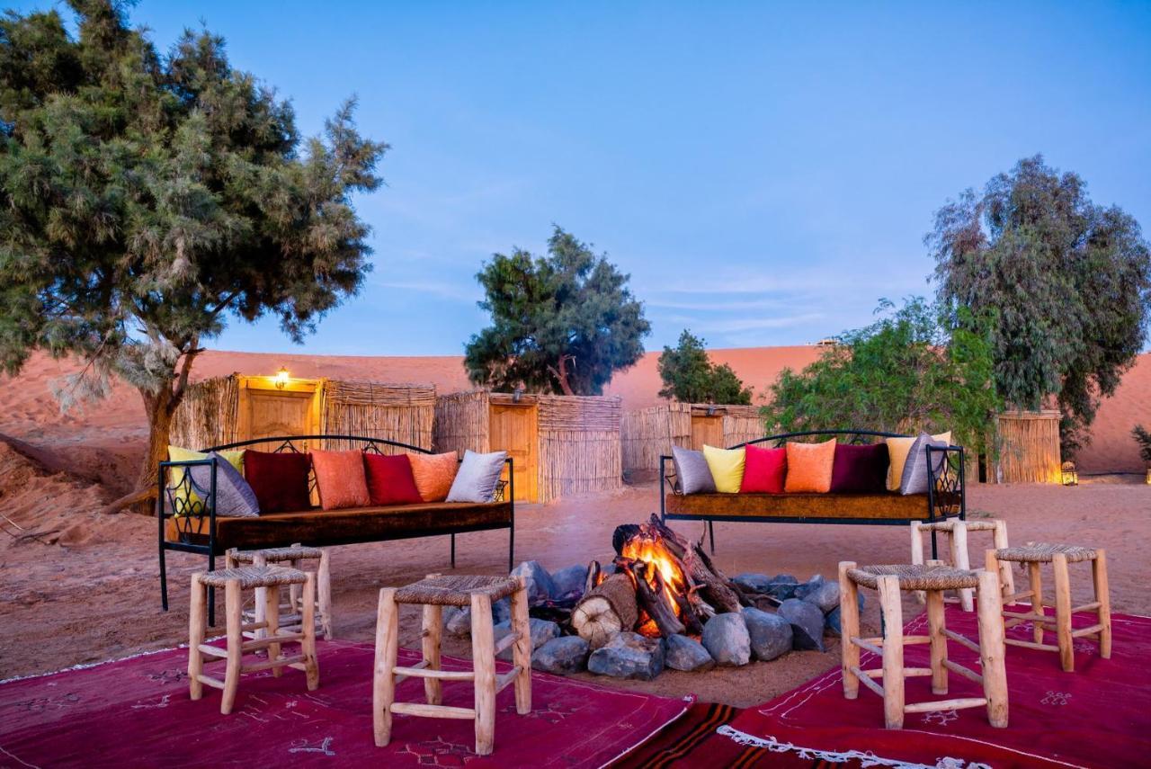 Ali & Sara'S Desert Palace Merzouga Exterior photo