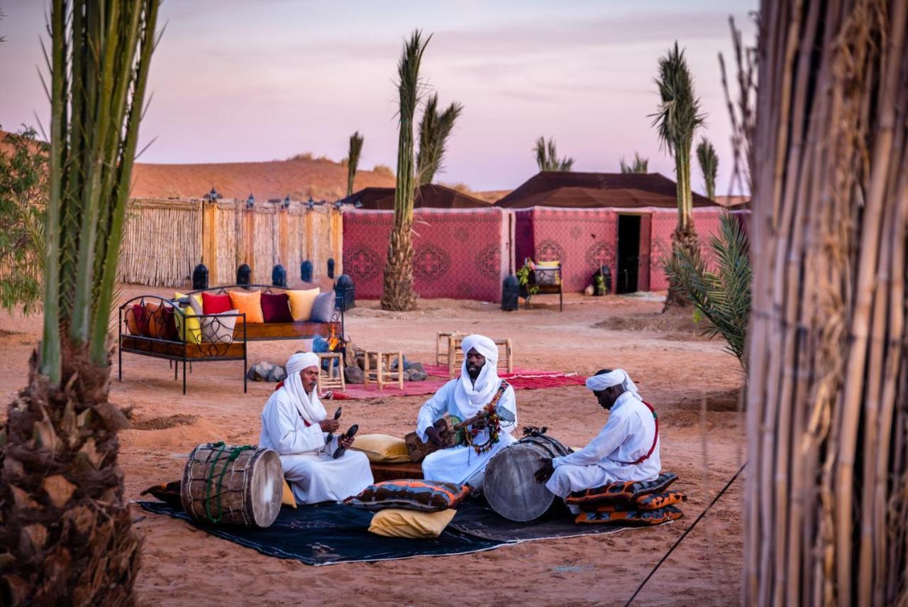 Ali & Sara'S Desert Palace Merzouga Exterior photo