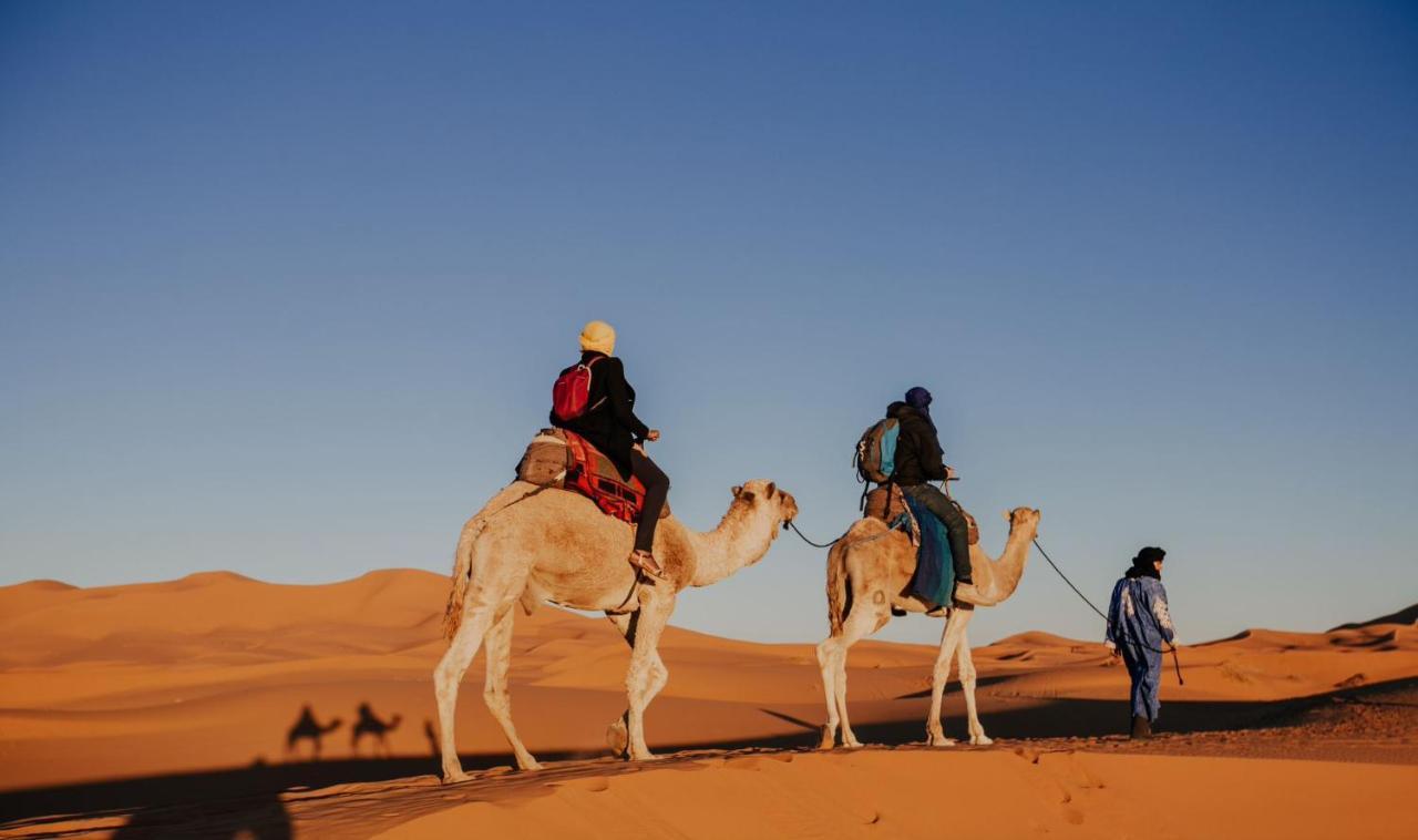 Ali & Sara'S Desert Palace Merzouga Exterior photo